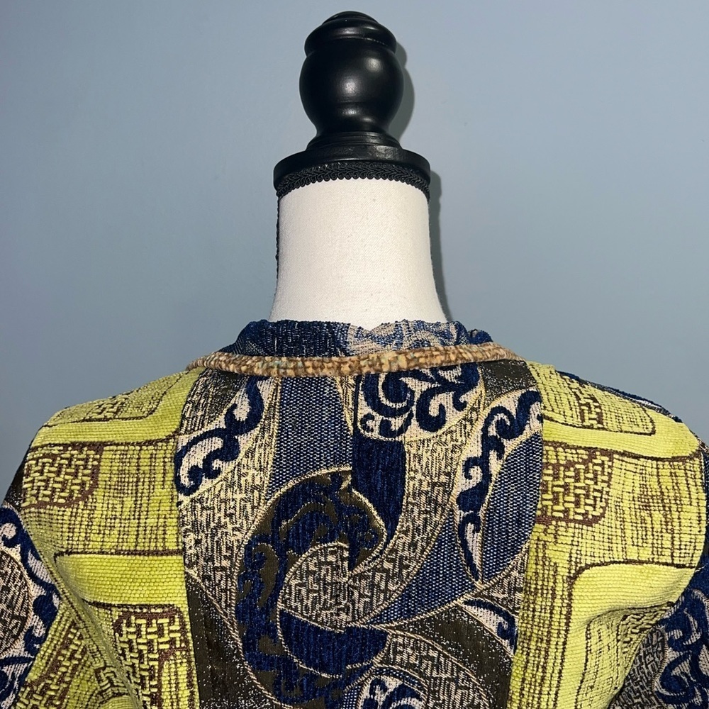 Khangura- Long Patterned Jacket - image 4